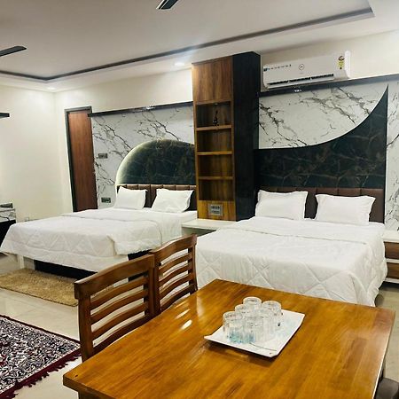 Yatri Nivas Sagara Hotel Luaran gambar