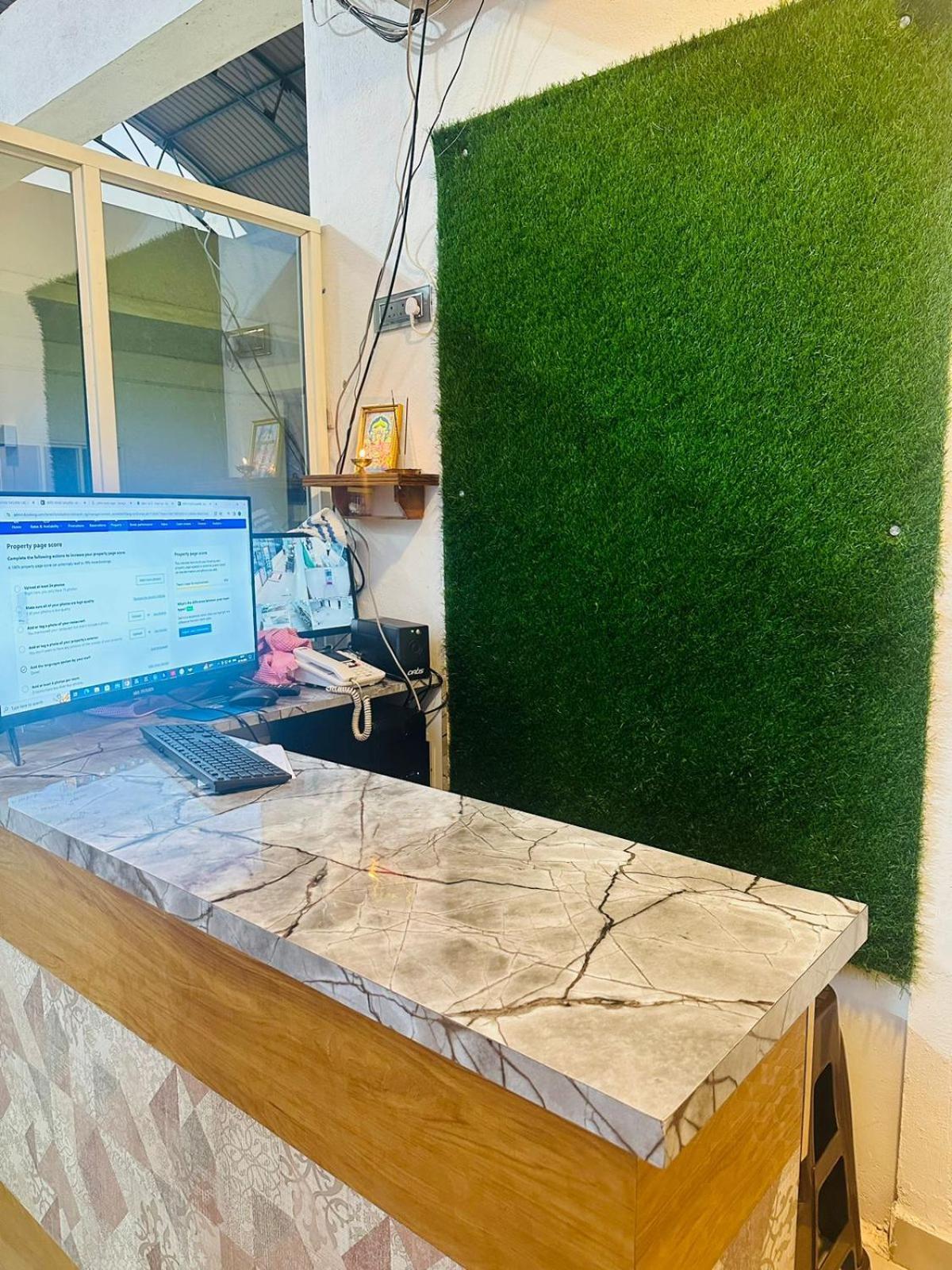 Yatri Nivas Sagara Hotel Luaran gambar
