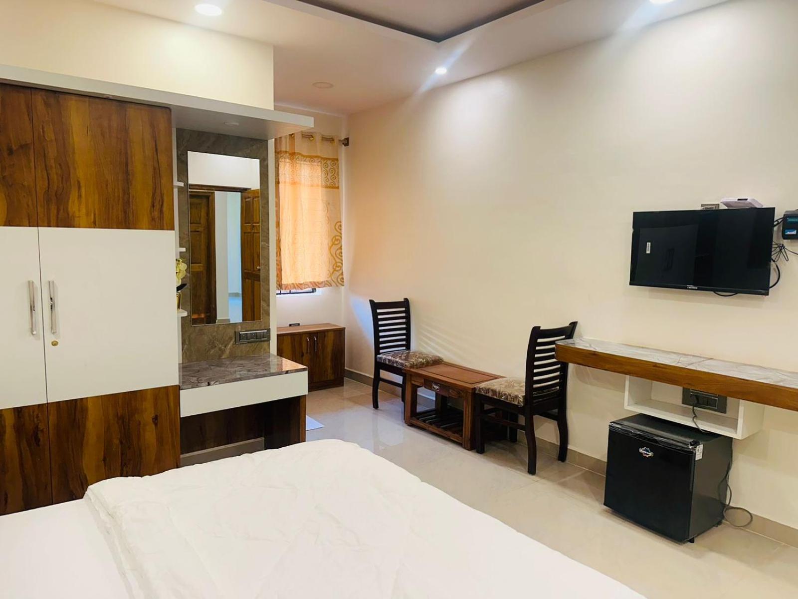 Yatri Nivas Sagara Hotel Luaran gambar
